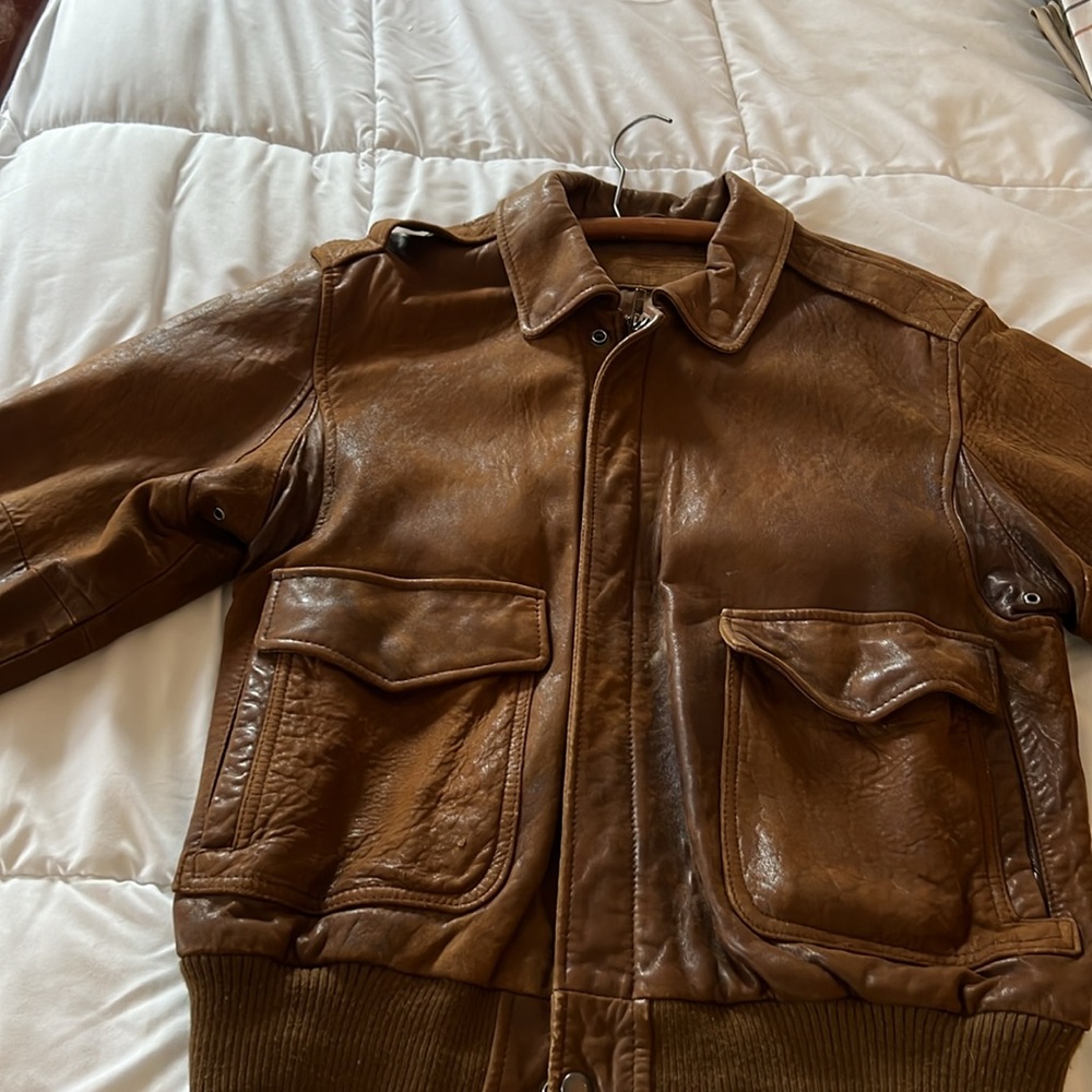 Vintage Georgetown Leather  Bomber leather jacket.Size 38 (m)